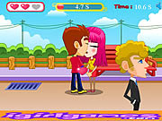 play Romantic Kiss Challenge