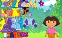 play Dora Dress-Up