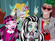 play Monster High Bubbles