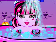 play Monster Baby Bath