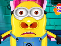 play Minion Patient Nose Doctor