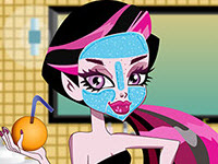 play Draculaura Great Makeover