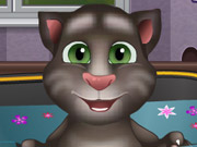 play Baby Talking Tom Bath Kissing