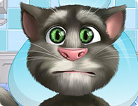 play Talking Tom Foot Doctor