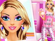play New Year Pj Party Makeover Kissing