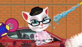 play Talking Angela Car Wash