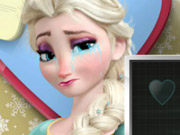 Elsa Hand Surgery Kissing
