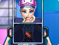 play Elsa Surgeon