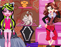 play Monster High Messy Room