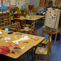 play Messy Kindergarten Objects