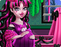 play Pregnant Draculaura Maternity Deco