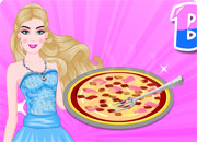 Barbie Cooking Scrambled Egg Pizza