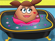 play Pou Girl Bathing