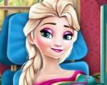 play Elsa Pregnant Check Up