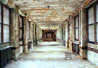 play Escape From Abandoned Trenton State Hospital