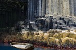 play Escape From Fingal Cave