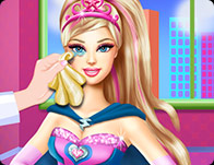 play Super Barbie Eye Treatment