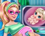 play Super Barbie Pregnant Check-Up