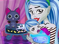 play Ghoulia Yelps Pregnant