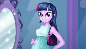 play Twilight Sparkle Pregnant Dress Up