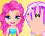 play Baby Barbie Glittery Nails