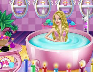 play Barbie At The Super Spa