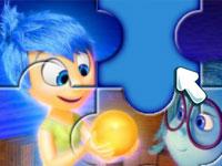 play Inside Out Puzzle Kissing