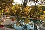 play Escape From Monteverde Lodge And Gardens