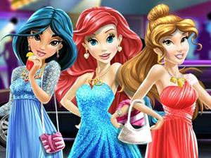 play Disney Princesses Going To Prom
