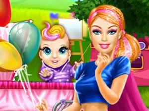 play Barbie Superhero Mommy