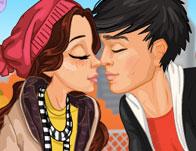 First Kiss Dressup game