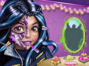 play Descendants Wicked Makeover