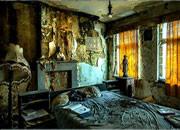 play Old Dilapidated House Escape