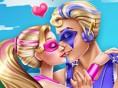 play Super Hero Kissing