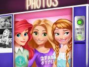 play Disney Photo Booth