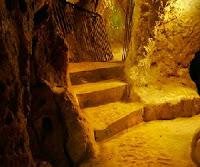 play Ancient Underground City Escape
