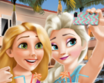 play Elsa And Rapunzel Selfie Time