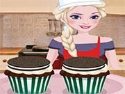 Elsa Cooking Oreo Cupcakes