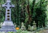 play Escape Highgate Cemetery Gothic