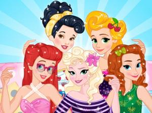 Disney Pinup Princesses Dress Up