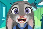 play Judy Tooth Problems