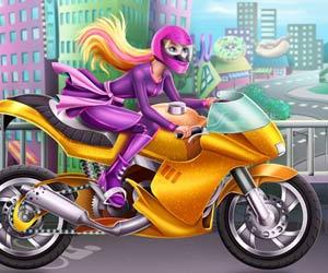 play Barbie Spy Motorcycle