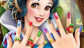 play Snow White Nails