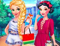 play Princesses Fashion Hunters