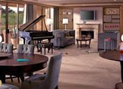 play Luxury Suite Resort Escape