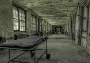 play Old Creepy Mental Hospital