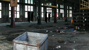 play Abandoned Warehouse Escape