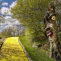 play Abandoned Yellow Brick Road Escape