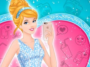 Cinderella Selfie Lover Dress Up