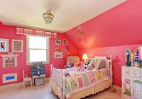 play Rush Into Pink Rooms Escape